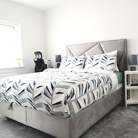 Room In Limerick With King Bed -Home Stay Exterior photo